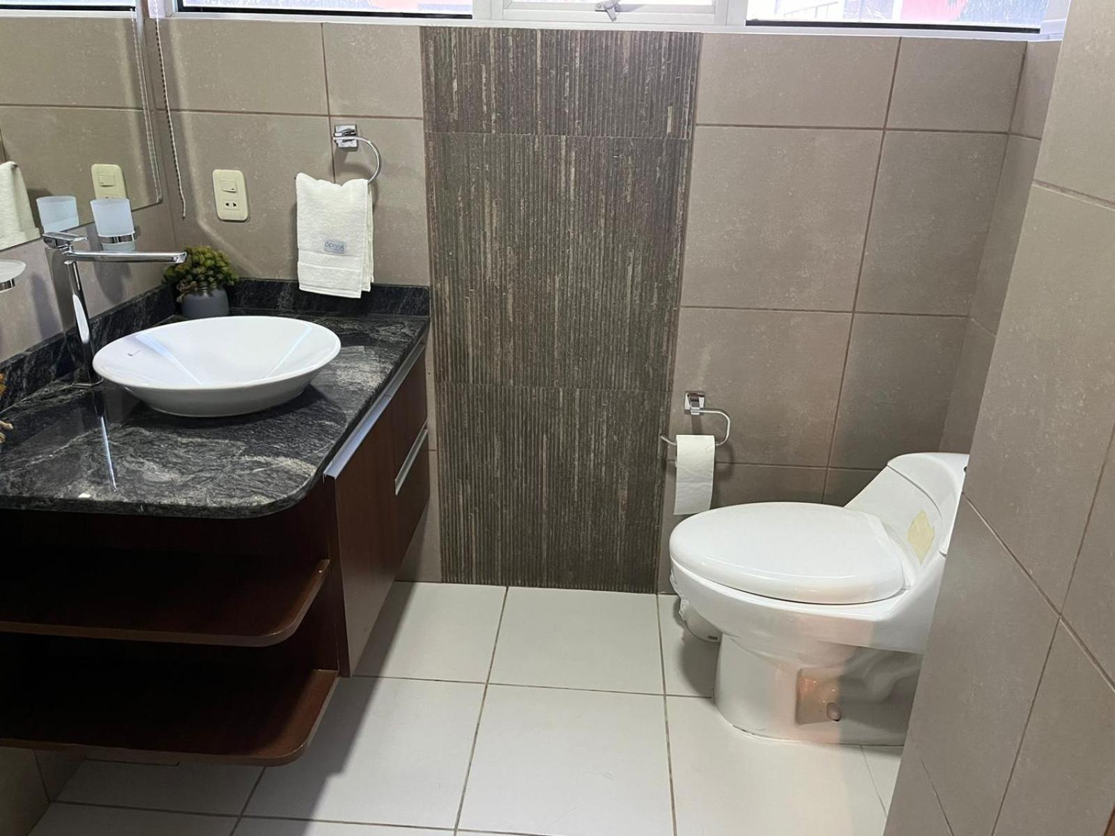 Comodo Departamento En Apartamento